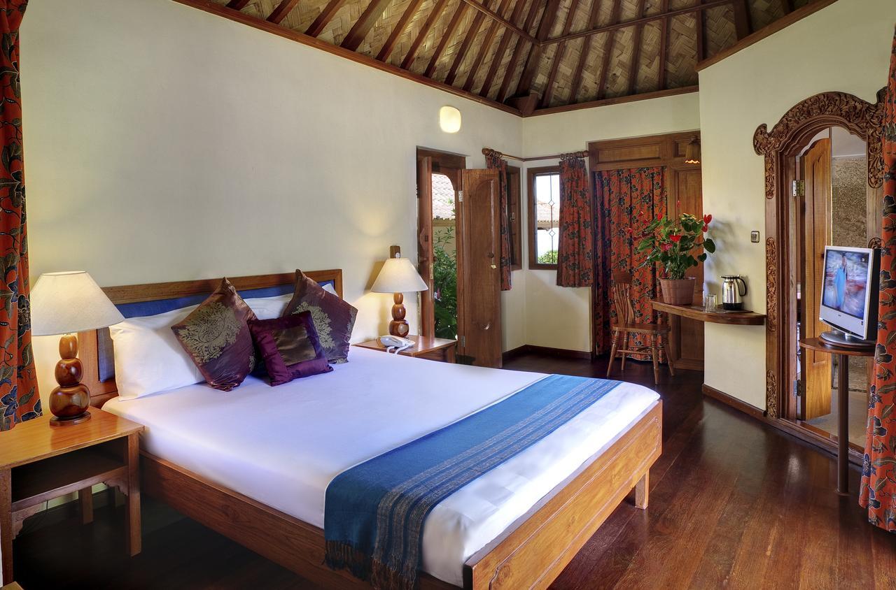 Strawberry Hill Hotel & Restaurant Bedugul  Exteriör bild